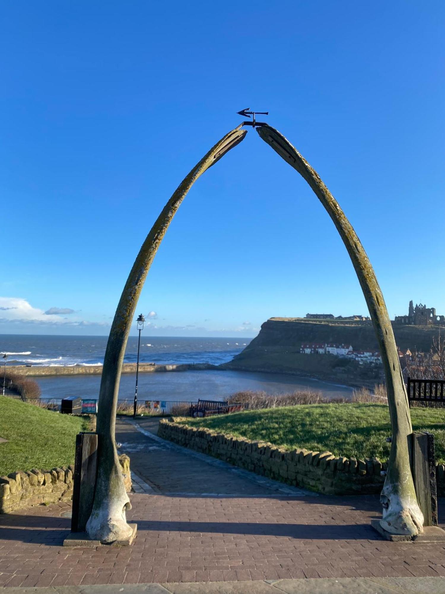 Retro Retreat, Sea View, Free Parking & Ev Plug-In Villa Whitby Exteriör bild